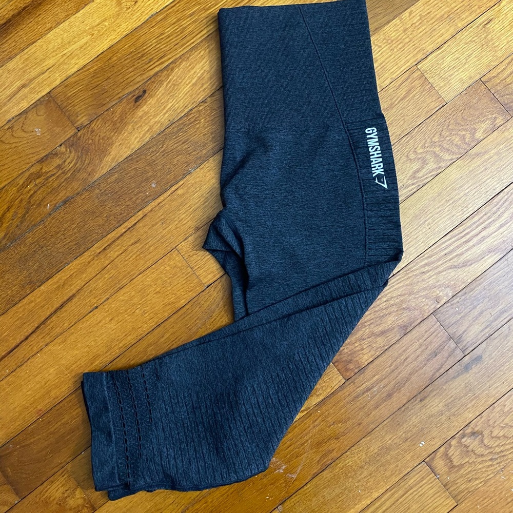 Gymshark Seamless Black Cropped Leggings M